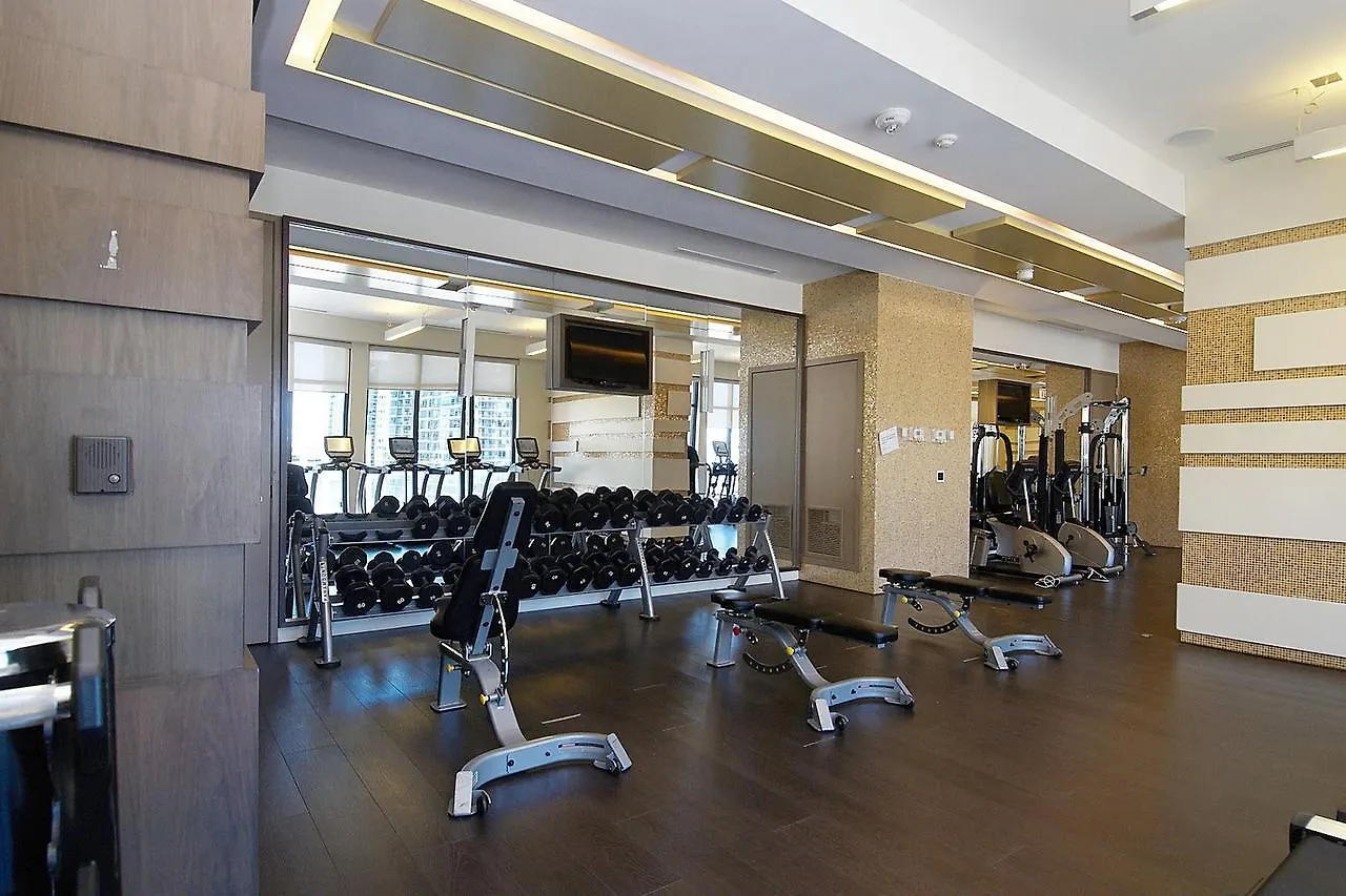 Napa Furnished Suites Entertainment District קנדה